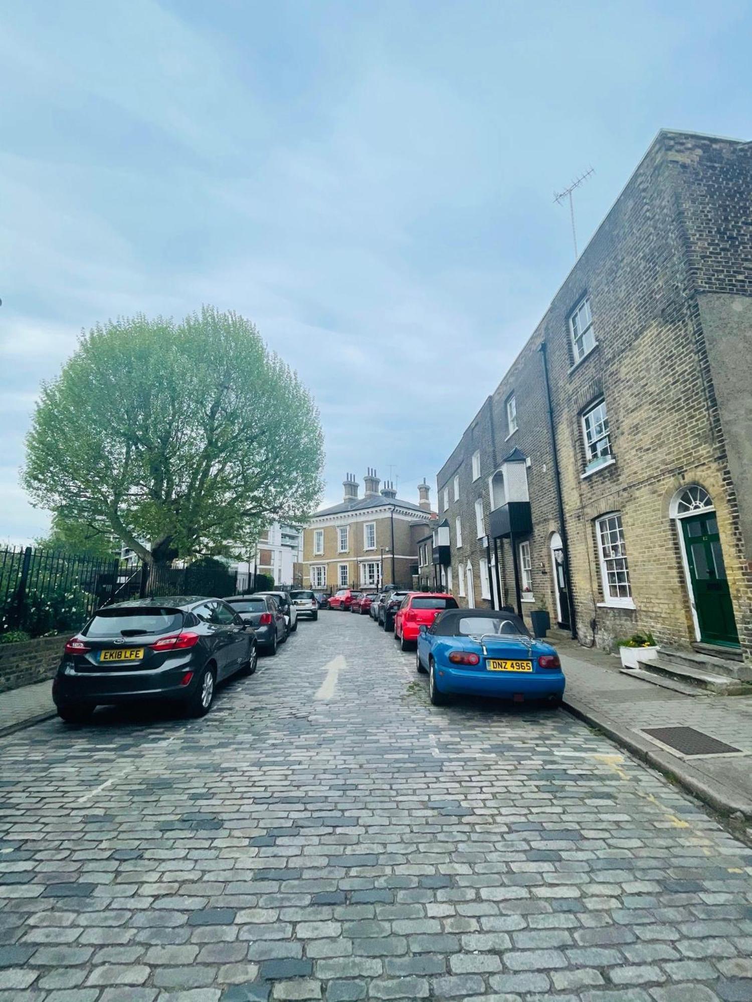 Greenwich Apartment With A River View & Balcony Near The 02 Arena & North Greenwich With Free Wifi & Fast Links Into Central London Exterior photo