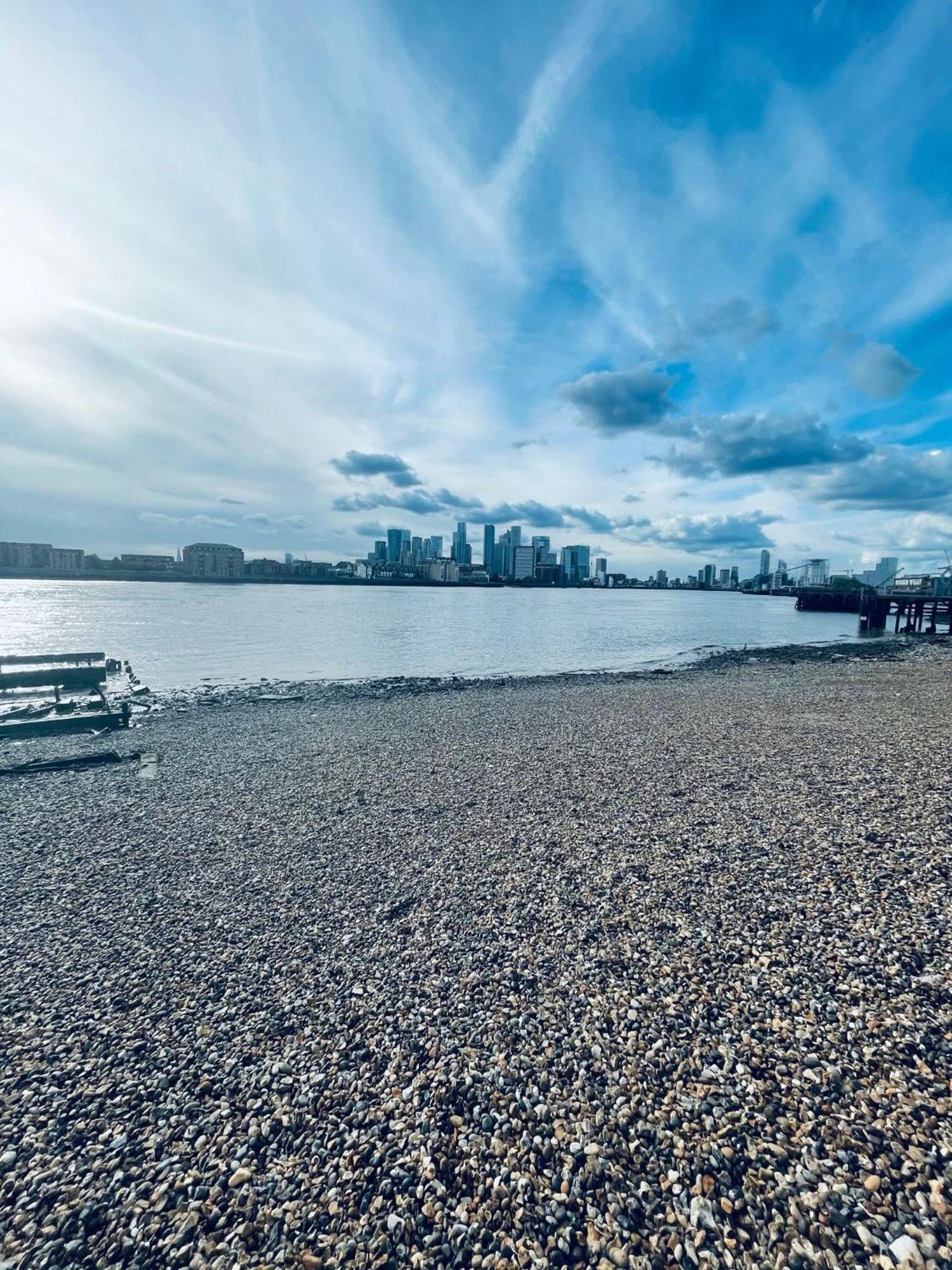 Greenwich Apartment With A River View & Balcony Near The 02 Arena & North Greenwich With Free Wifi & Fast Links Into Central London Exterior photo